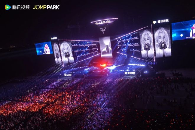 腾讯JUMP PARK：竖屏革命还是体验翻车？凯时尊龙人生就是博27米竖屏颠覆音乐节舞美！(图4)